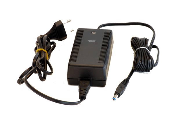 Nilta Adaptateur 220V 12V - 3.3A